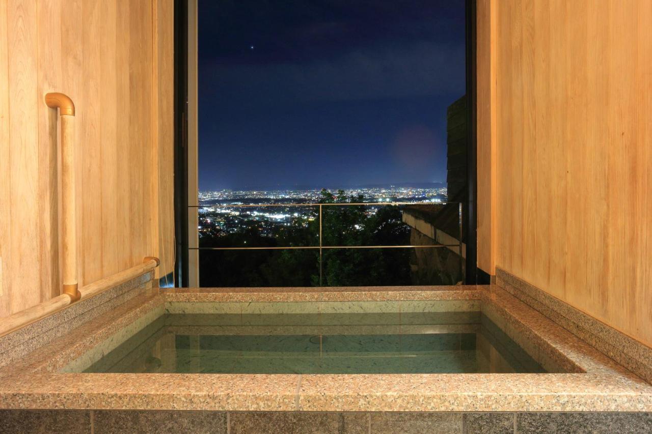 山荘 風の杜 Sanso Kazenomori Hotel Minoh Luaran gambar