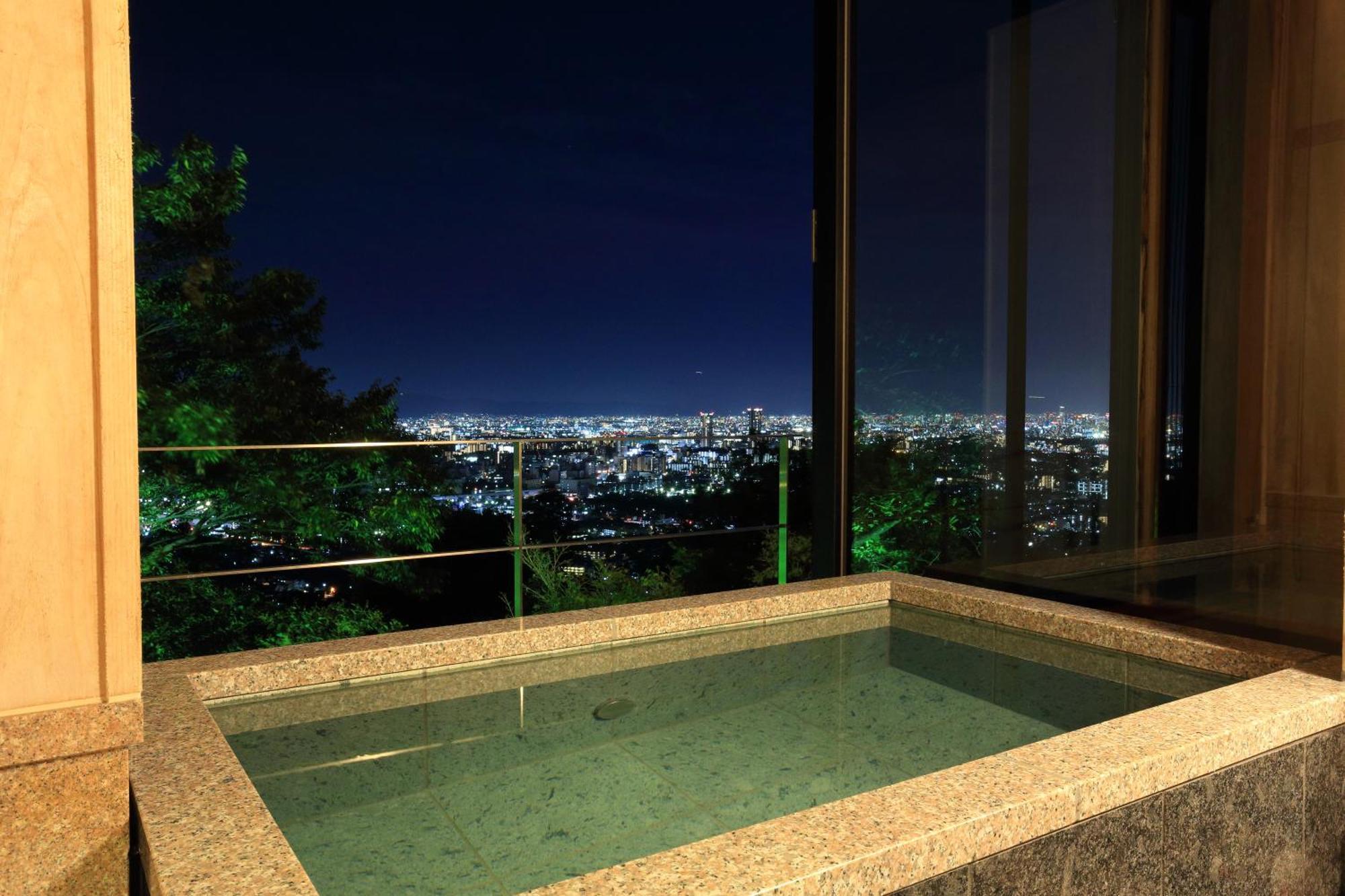 山荘 風の杜 Sanso Kazenomori Hotel Minoh Luaran gambar