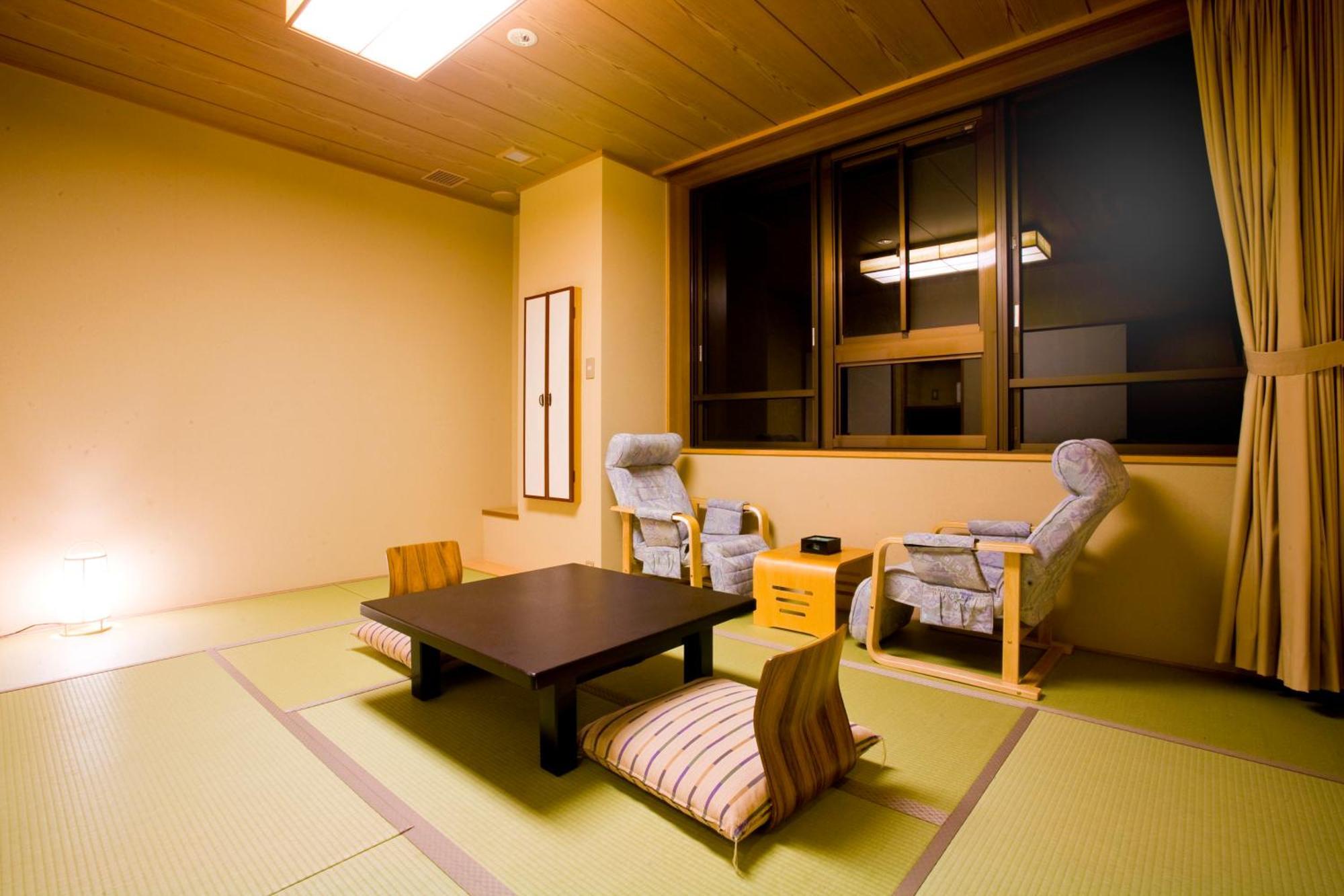 山荘 風の杜 Sanso Kazenomori Hotel Minoh Luaran gambar