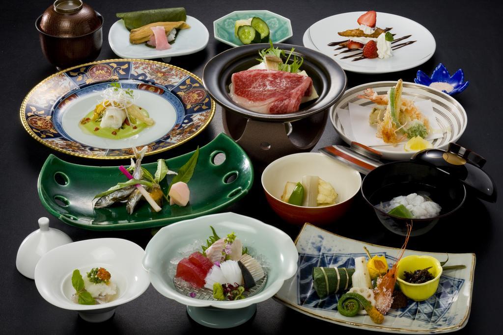 山荘 風の杜 Sanso Kazenomori Hotel Minoh Luaran gambar