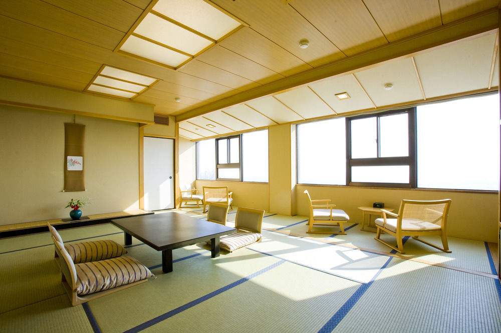 山荘 風の杜 Sanso Kazenomori Hotel Minoh Luaran gambar